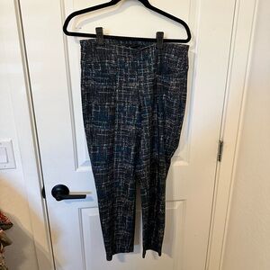Torrid Black and Blue Capris with Modern Design